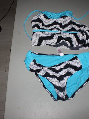 Black & White & Blue  2 Pcs Justice Tankini Swimsuit Size 16